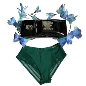 Victoria's Secret NWT Hunter Green Cheeky Panty S